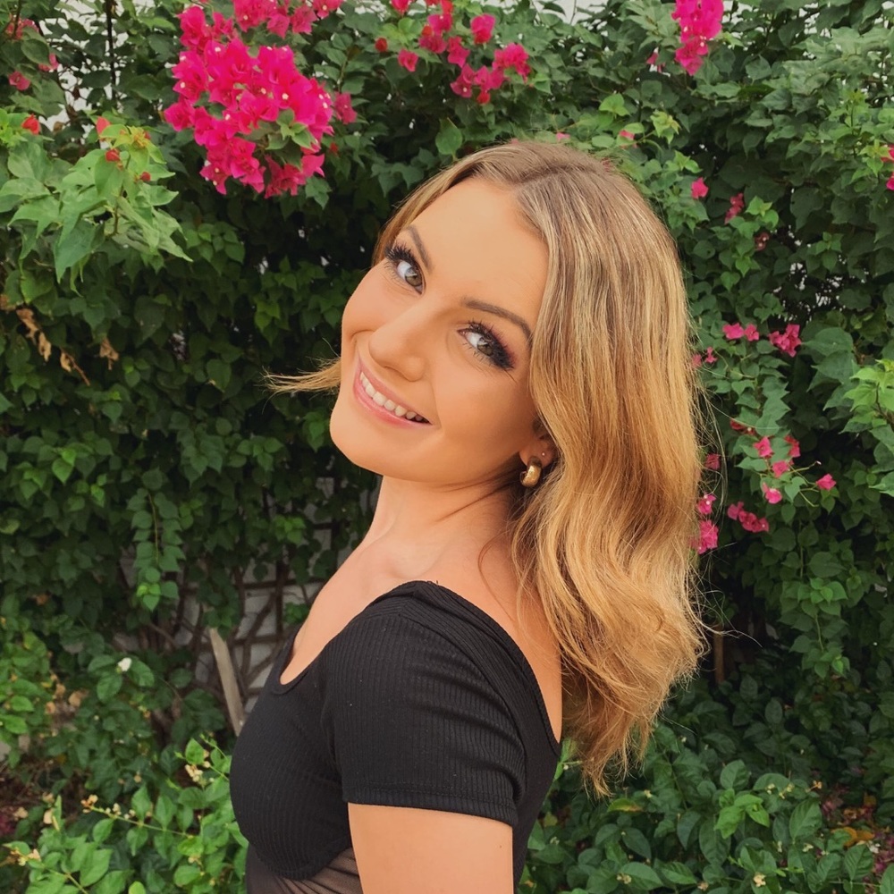 Meet your Posher, Lauren